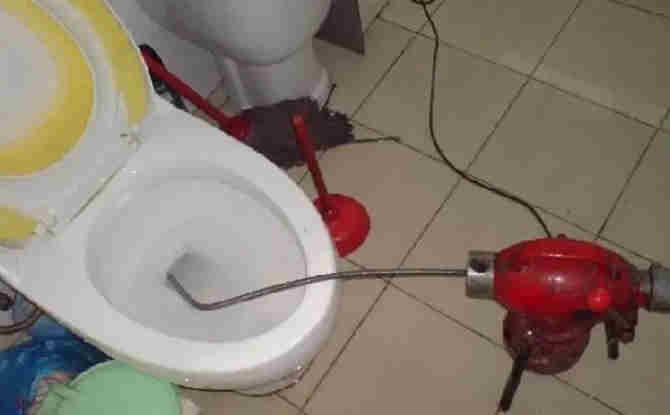 泉州马桶通下水